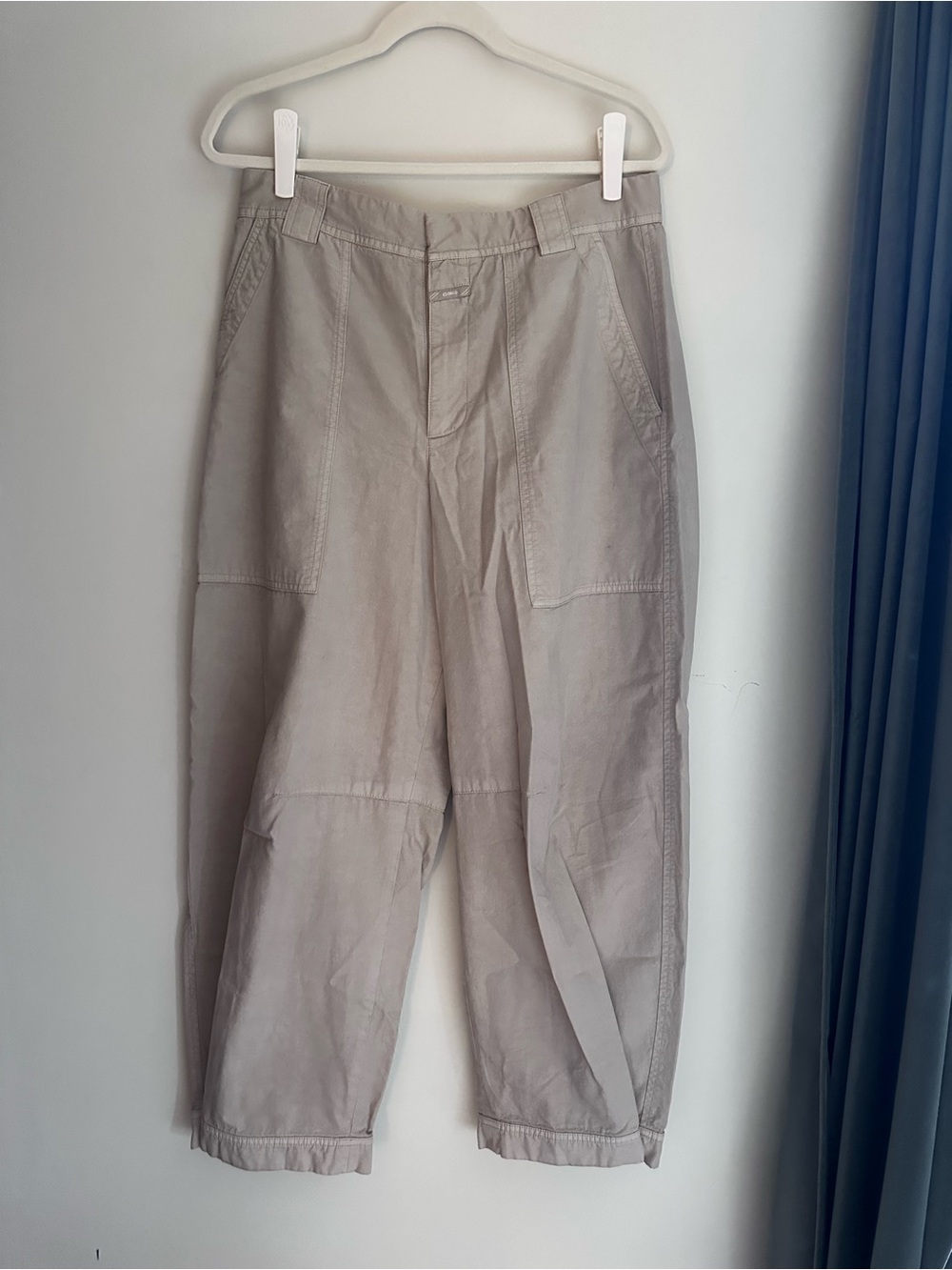 Closed Rhannon Barrel Leg Pant